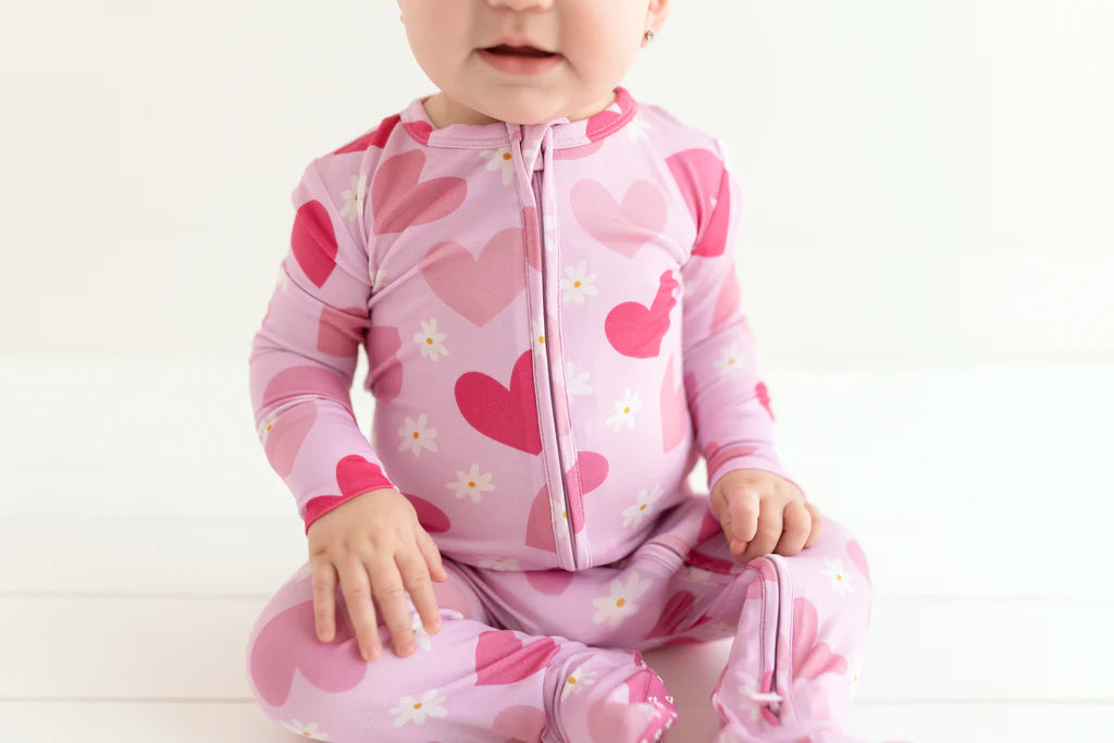 Posh Peanut One Piece Daisy Love Zippered Footie – Olly-Olly